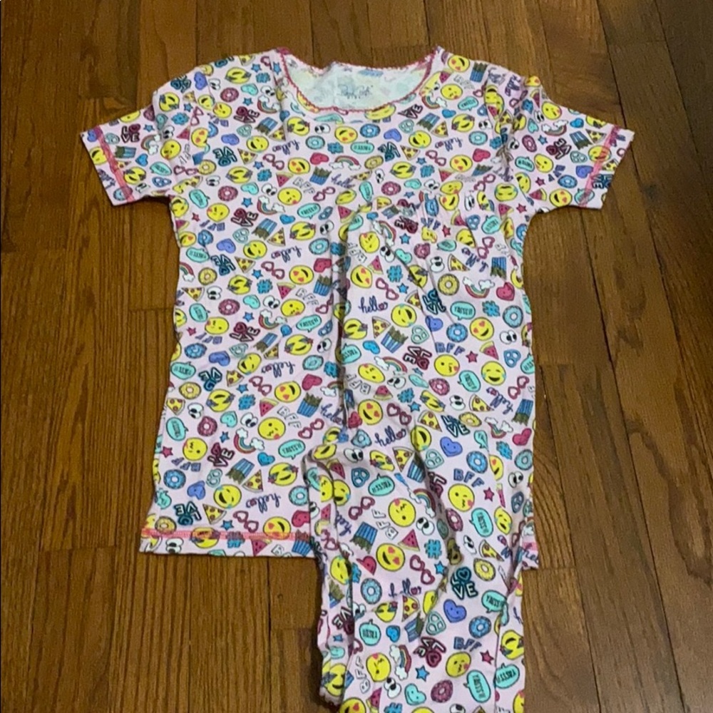 Children’s pajama emoji set